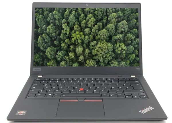 Refurbished Lenovo ThinkPad T495 mit Ryzen 3 PRO 3300U und AMD Vega Graphics, ideal für anspruchsvolle Business-Aufgaben, bietet hohe Leistung und Mobilität auf einem 14 Zoll FullHD Display.